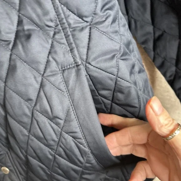 LL. Bean Women's Navy Quilted Equestrian Barn Riding Jacket with Plaid Lining XL - Picture 11 of 13